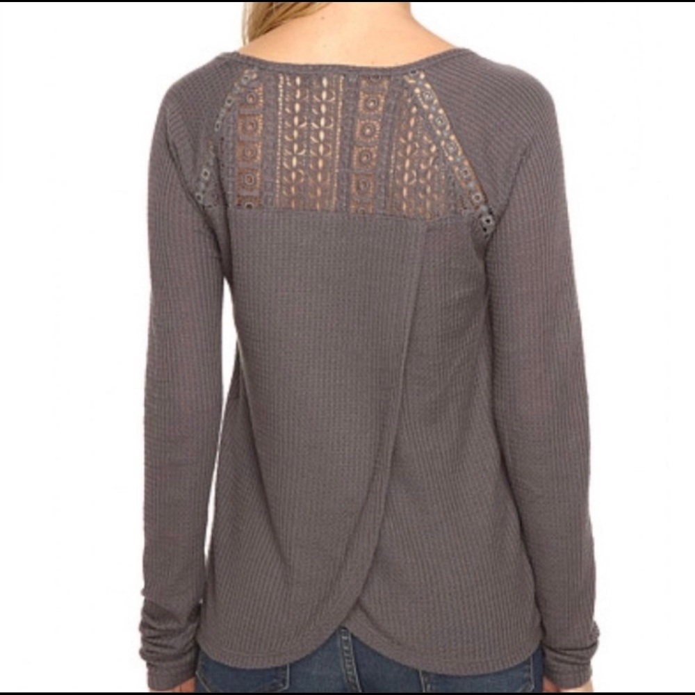 Lucky Brand crochet split back thermal, Medium